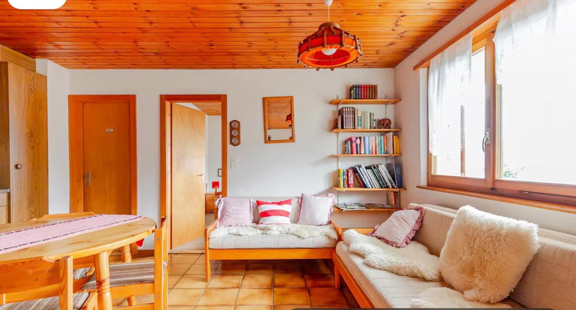 Gemütliche Wohnung mit Traumaussicht! Albinen Exterior foto